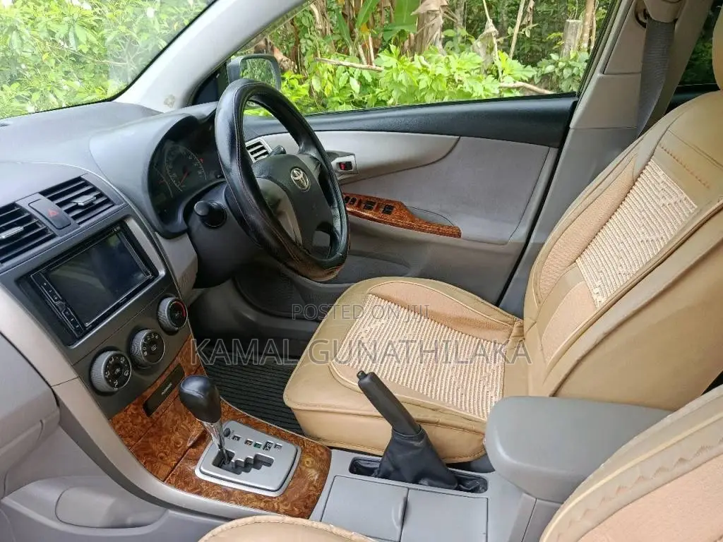 Toyota Axio 2010 Car (Used)