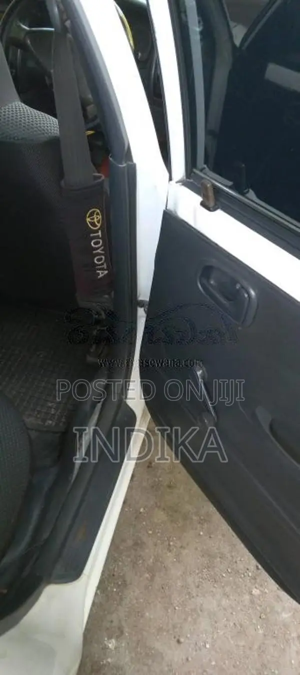 Toyota Dx Elephant Back 1996 Car (Used)