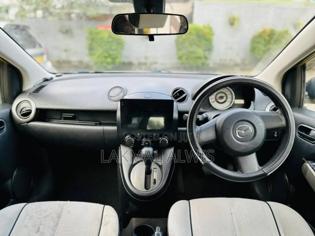 Mazda Demio 2007 Car (Used)
