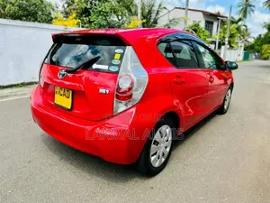 Toyota Aqua 2013 Car (Used)