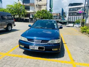 Toyota Carina 212 1999 Car (Used)
