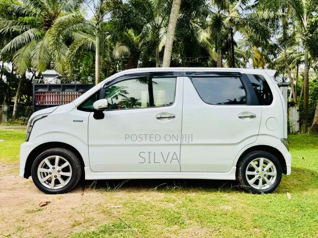 Suzuki Wagon R Stingray 2018 Car (Used)