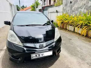 Honda Fit Shuttle GP2 2014 Car (Used)