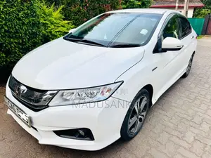Honda Grace EX 2015 Car (Used)
