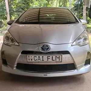 Toyota Aqua G Grade 2014 Car (Used)