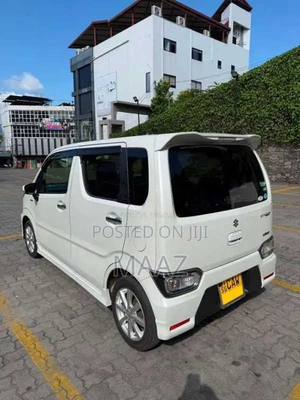 Suzuki Wagon R Stingray 2017 Car (Used)