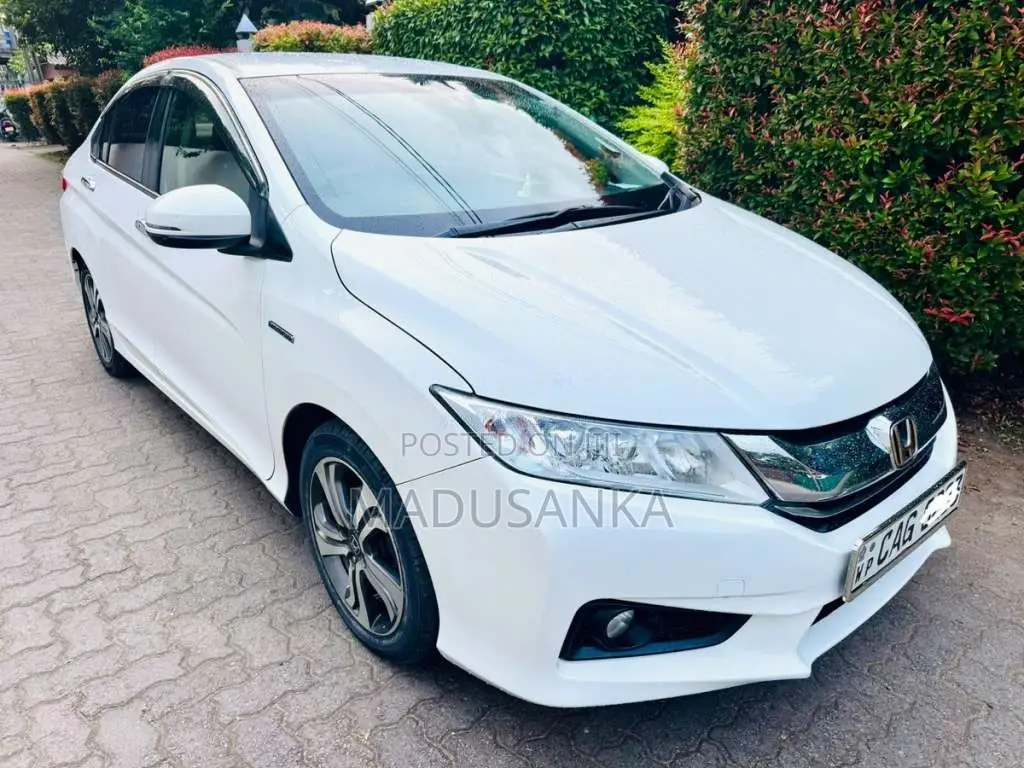 Honda Grace EX 2015 Car (Used)