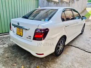 Toyota AXIO WXB 2017 Car (Used)