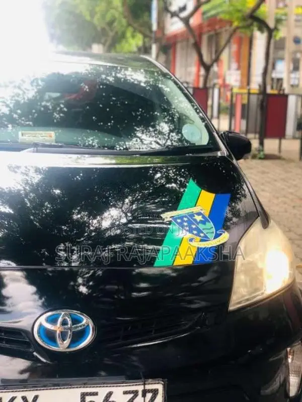 Toyota Prius 2012 Car (Used)