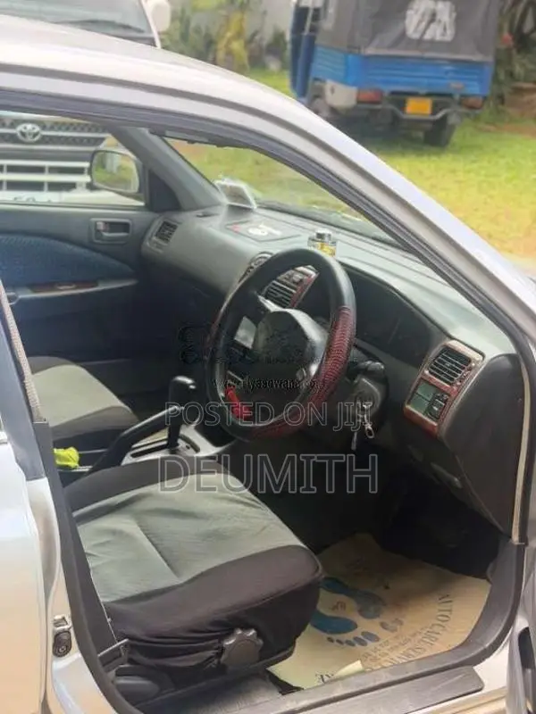 Toyota Carina 2000 Car (Used)