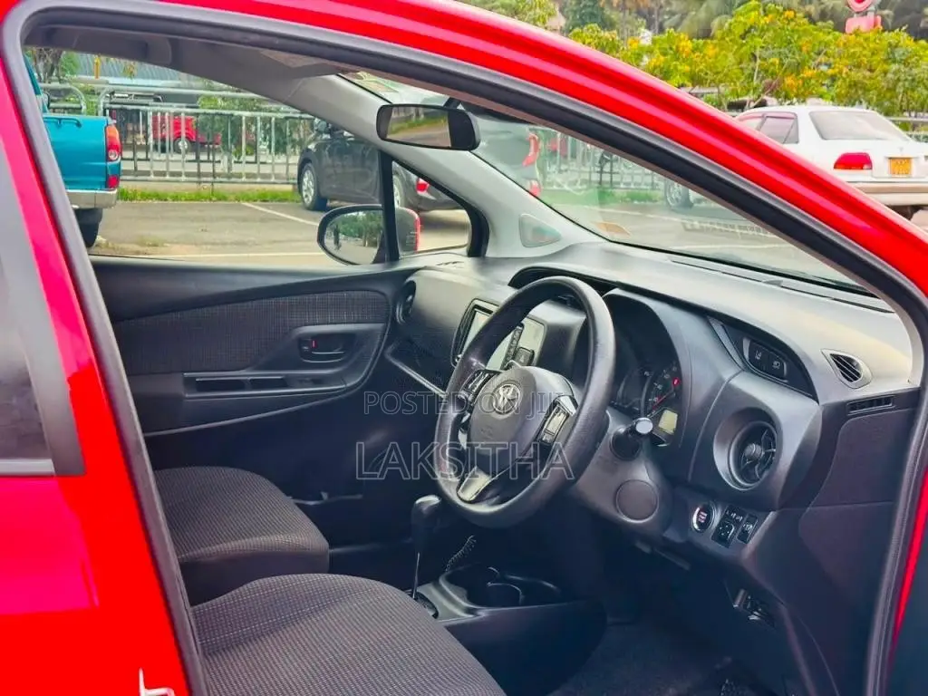 Toyota Vitz 2020 Car (Used)