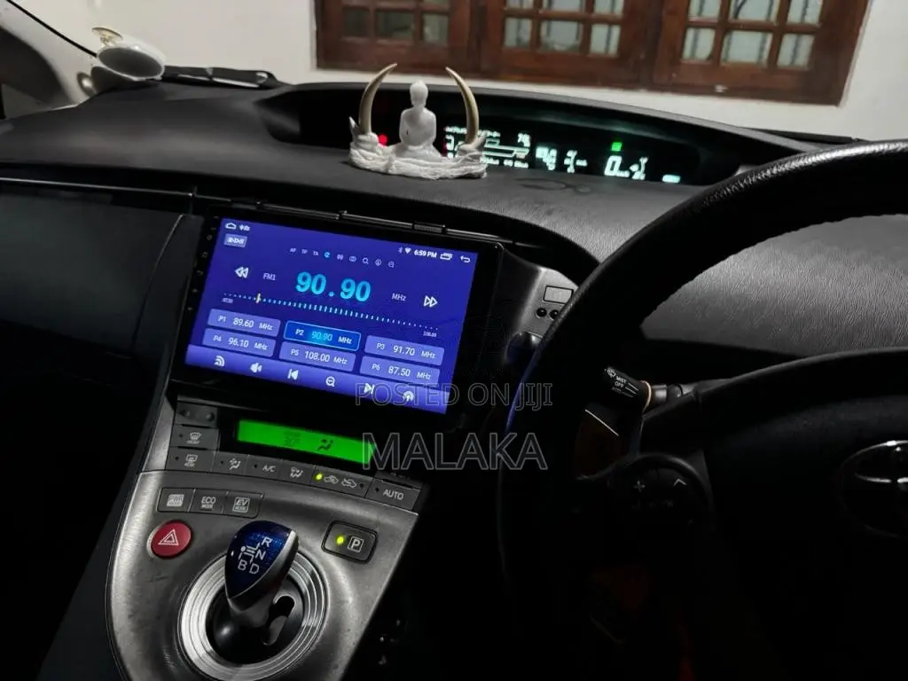 Toyota Prius G Grade 3rd Generation 2016 Car (Used)