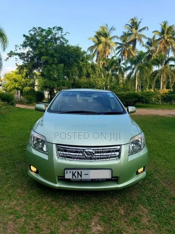 Toyota Corolla Axio 2007 Car (Used)