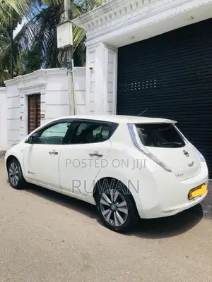 Nissan Leaf AZEO 2013 Car (Used)