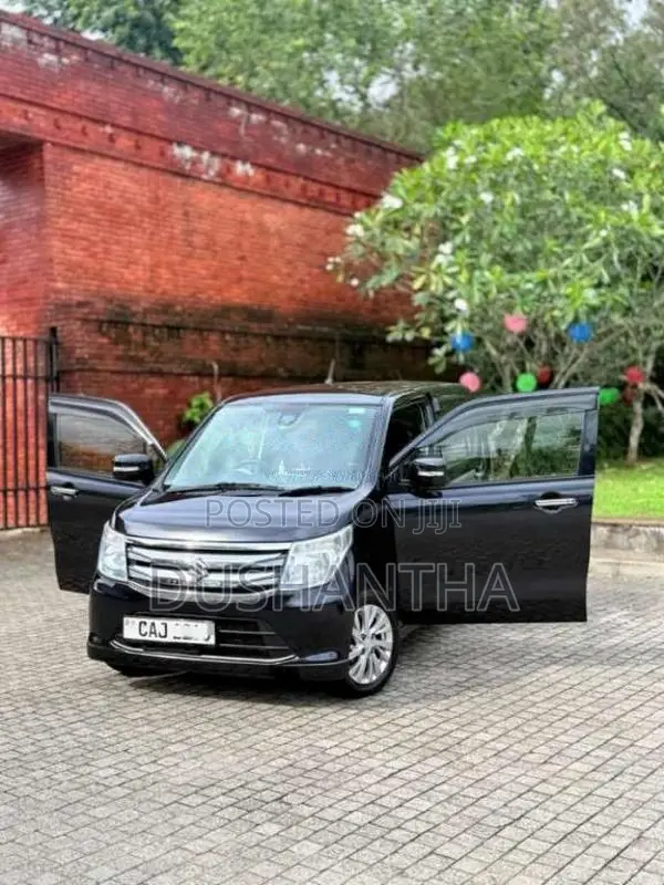 Suzuki Wagon R FZ 2014 Car (Used)