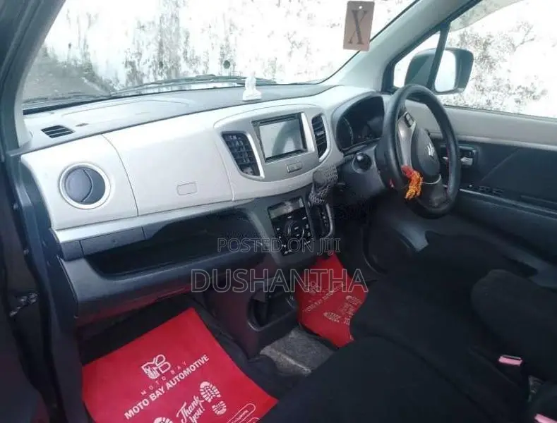 Suzuki Wagon R FZ 2014 Car (Used)