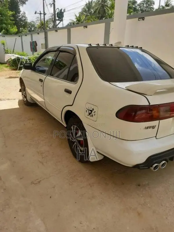 Nissan Sunny FB14 1994 Car (Used)