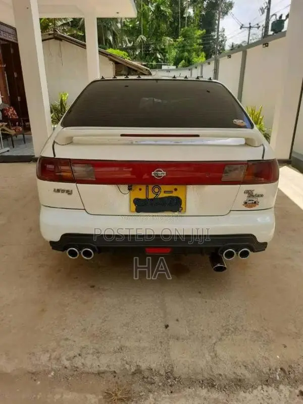Nissan Sunny FB14 1994 Car (Used)