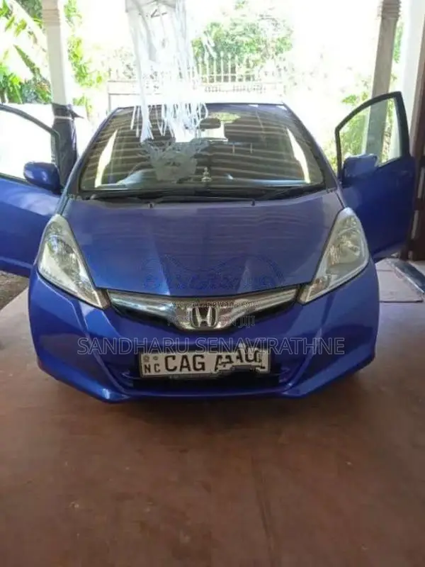 Honda Fit 2015 Car (Used)