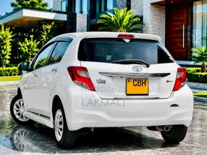 Toyota Vitz 2019 Car (Used)