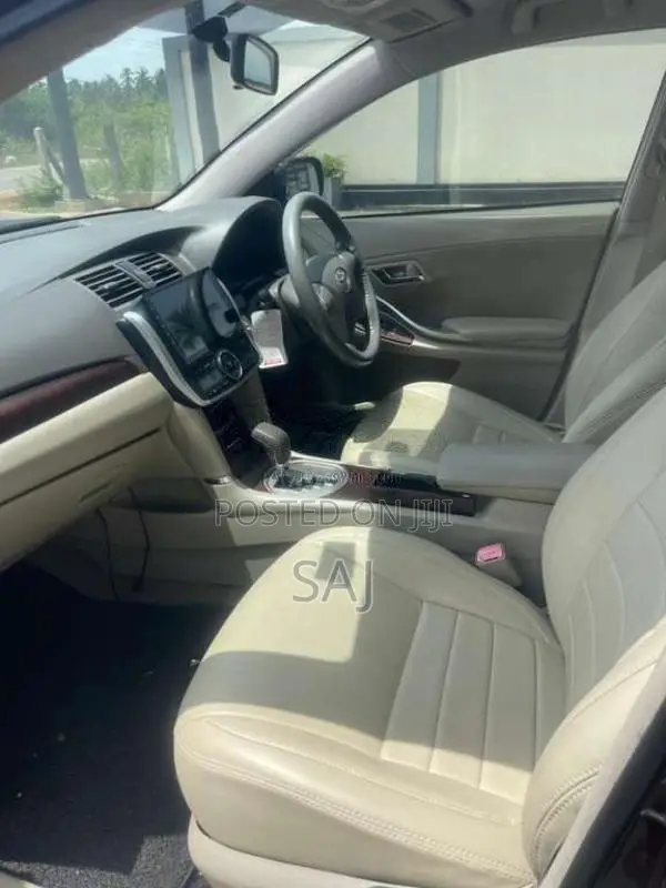 Toyota Premio 2010 Car (Used)