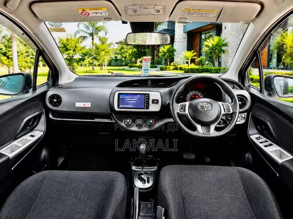 Toyota Vitz 2019 Car (Used)