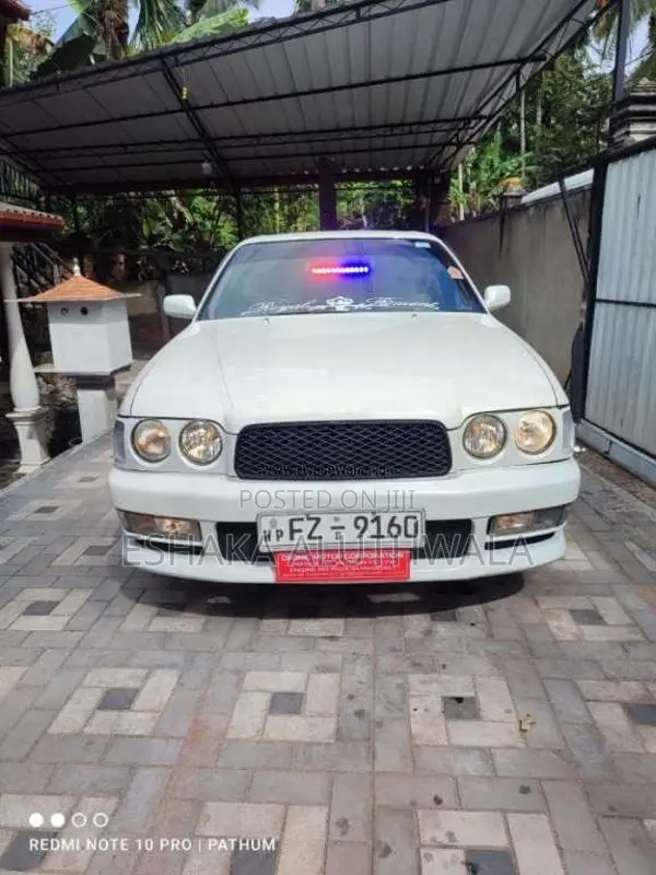 Nissan Cedric Y33 1996 Car (Used)