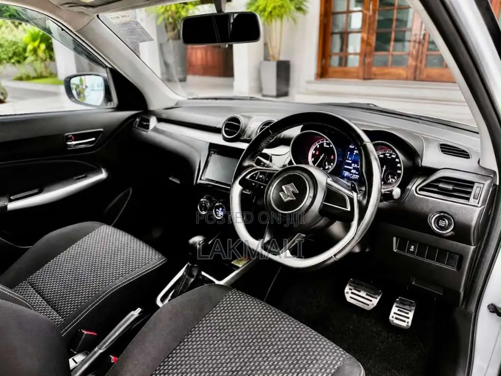 Suzuki Swift RS 2018 Car (Used)