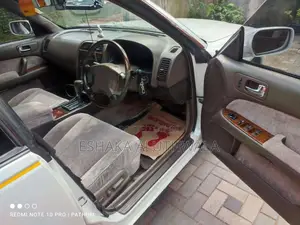 Nissan Cedric Y33 1996 Car (Used)