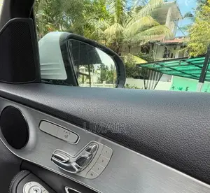 Mercedes-Benz C180 2016 Car (Used)
