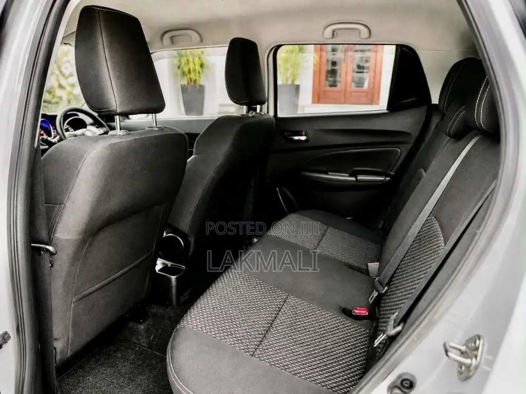 Suzuki Swift RS 2018 Car (Used)