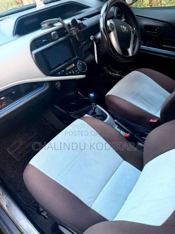 Toyota Aqua 2013 Car (Used)
