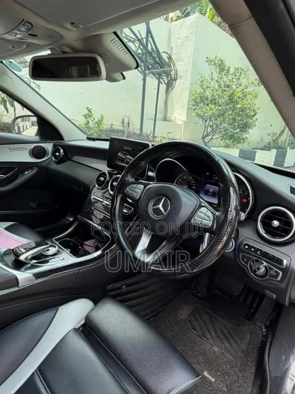 Mercedes-Benz C180 2016 Car (Used)