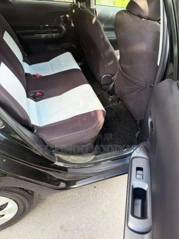 Toyota Aqua 2013 Car (Used)