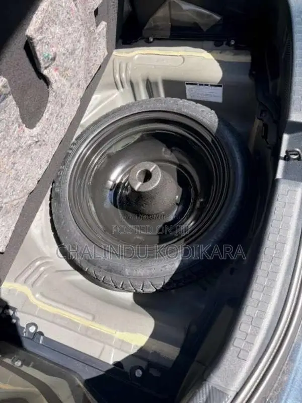 Toyota Aqua 2013 Car (Used)