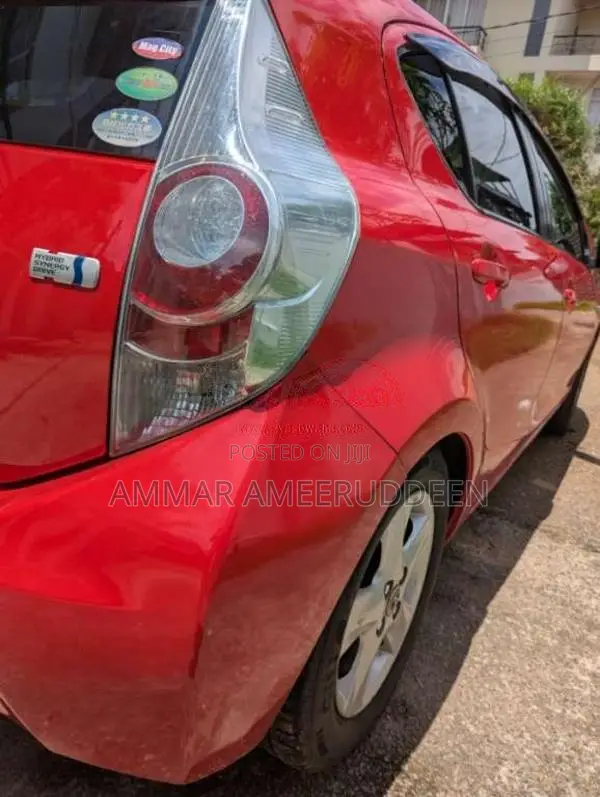 Toyota Aqua S Limited 2012 Car (Used)