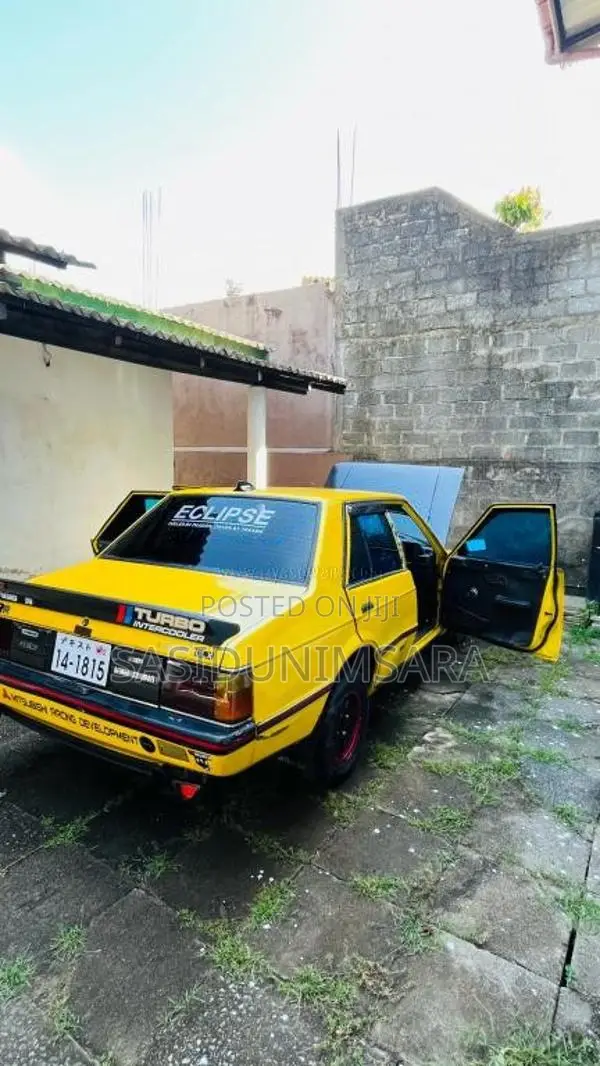 Mitsubishi Lancer Box 1986 Car (Used)