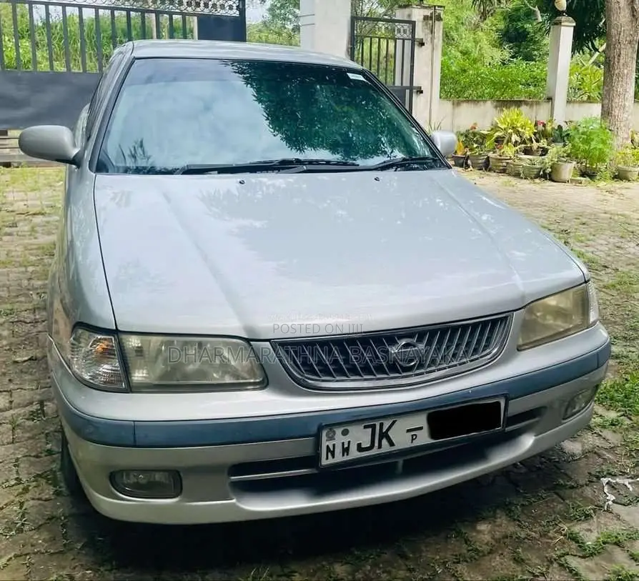 Nissan Sunny FB15 2001 Car (Used)