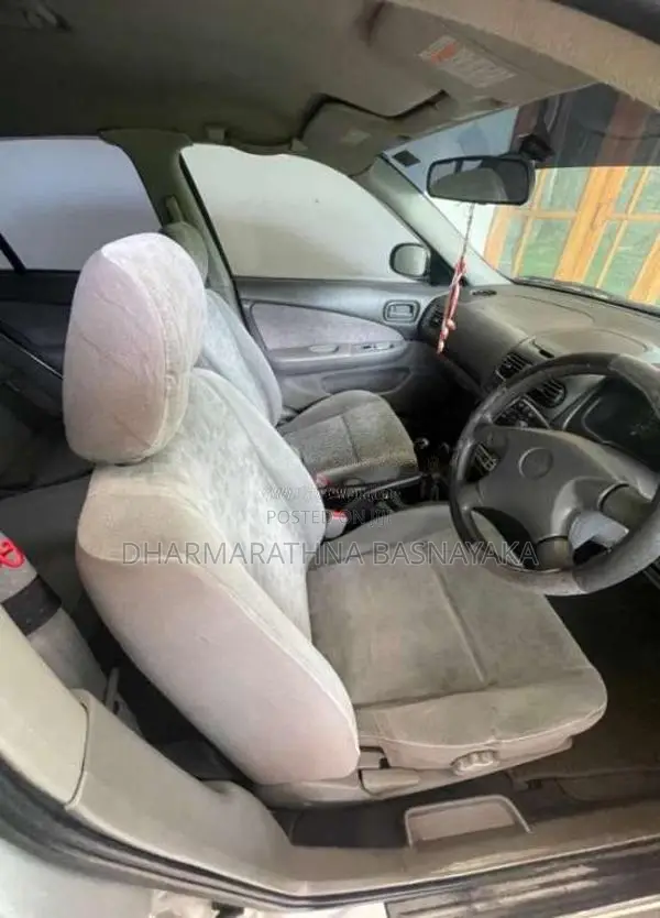 Nissan Sunny FB15 2001 Car (Used)