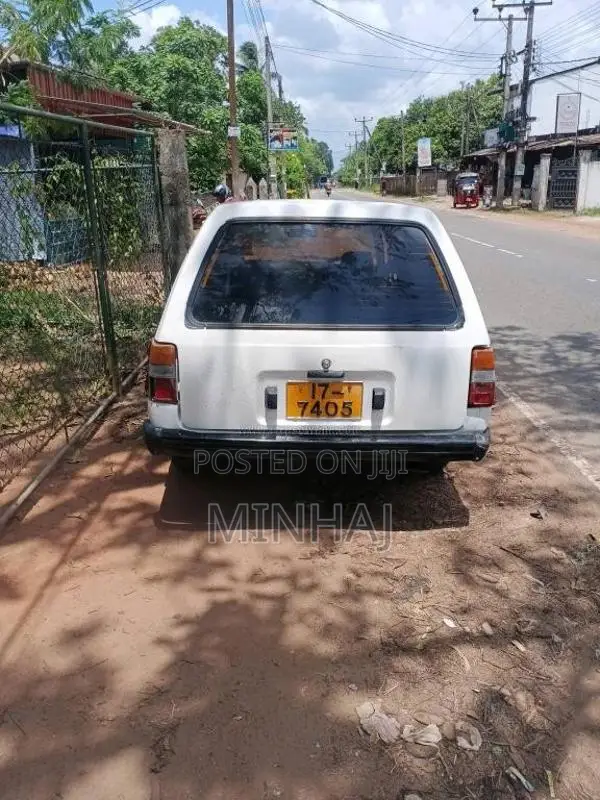 Nissan AD WAGON 1987 Car (Used)