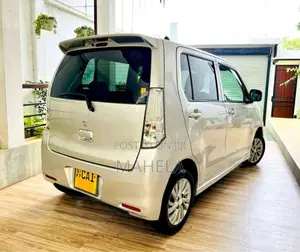 Suzuki Wagon R FZ 2014 Car (Used)