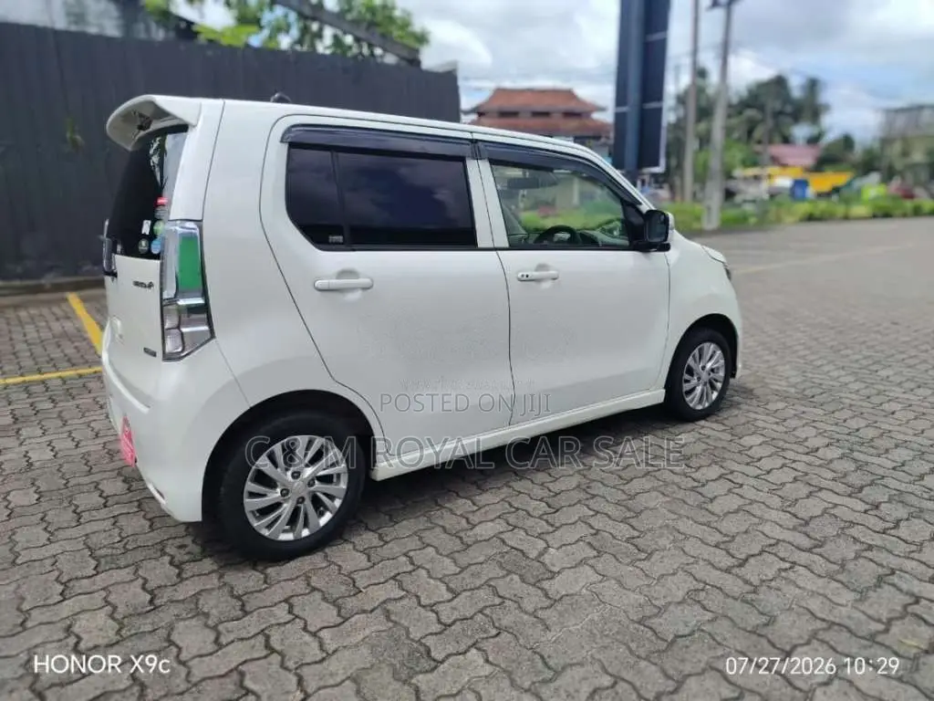 Suzuki WAGON R 2014 Car (Used)