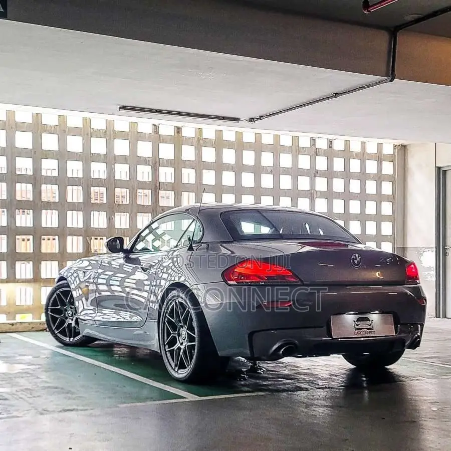 BMW Z4 SDrive35is 2012 Car (Used)