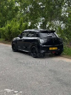 Suzuki Swift 2017 Car (Used)