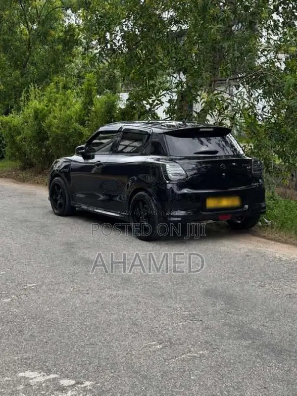 Suzuki Swift 2017 Car (Used)