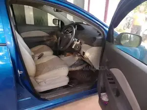 Toyota Yaris 2012 Car (Used)
