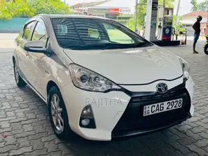 Toyota Aqua 2012 Car (Used)