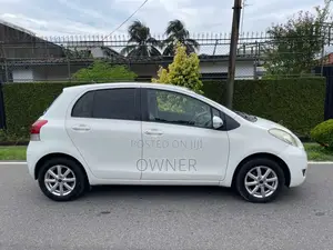 Toyota Vitz 2008 Car (Used)