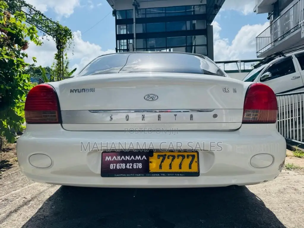 Hyundai Sonata 2000 Car (Used)