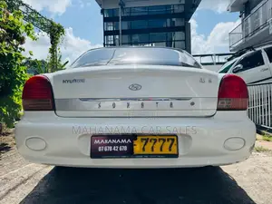 Hyundai Sonata 2000 Car (Used)